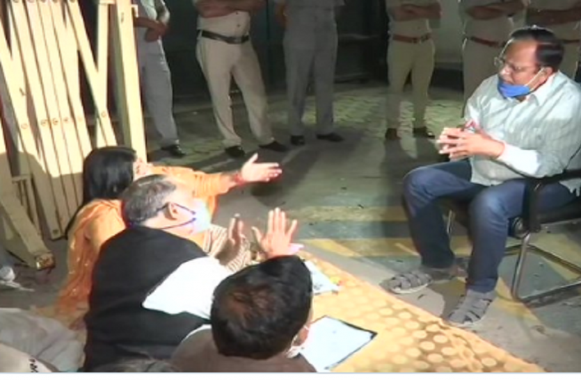 satyebdra jain Delhi : सत्येंद्र जैन ने की तीनों नगर निगमों के मेयर से बात, धरना समाप्त