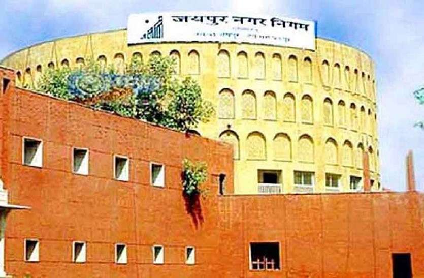 फाइल फोटो शोर-शराबे में कोरोना हवा-हवाई, धूम-धड़ाके में गाइडलाइन की धज्जियां उड़ाई