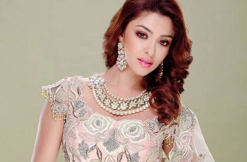 Actress Payal Ghosh Will Join RPI एक्ट्रेस पायल घोष थामेंगी इस पार्टी का दामन, वकील भी होंगे RPI में शामिल