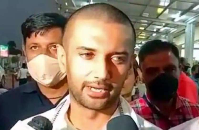 Chirag Paswan Bihar Assembly Polls: चिराग का सीएम नीतीश पर बड़ा आरोप, PM बनने की इच्छा के चलते तस्करों से लेते हैं पैसा