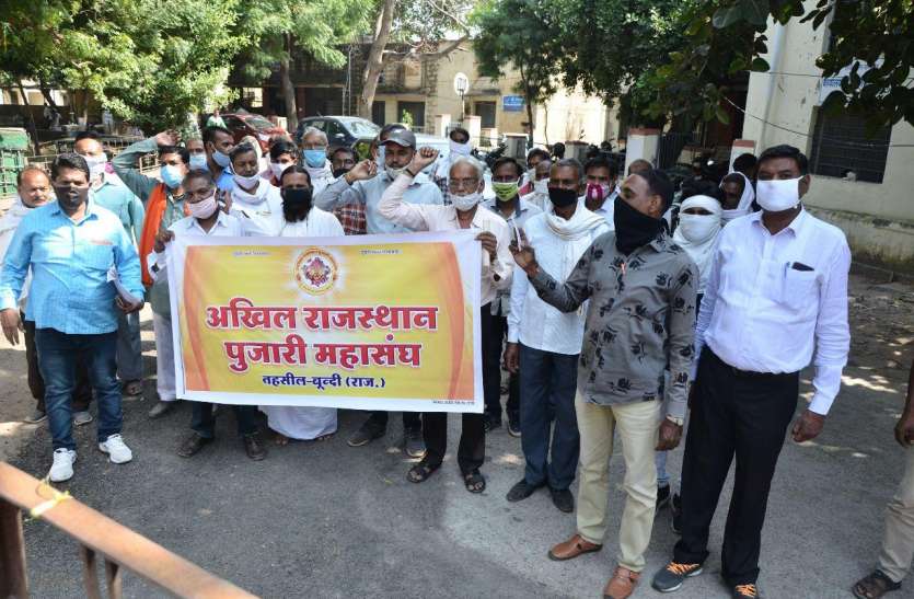 , मंदिर माफी जमीनों पर खातेदारी अधिकार मिले