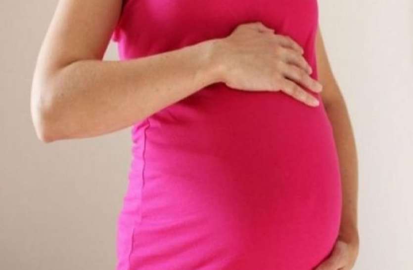 कोरोना काल में गर्भवती महिलाओं के स्वास्थ्य का रखें खास ख्याल: डा कुलदीप कोरोना काल में गर्भवती महिलाओं के स्वास्थ्य का रखें खास ख्याल: डा कुलदीप