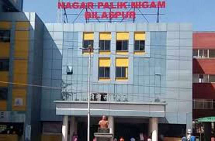 नगर निगम में अवैध कॉलोनाइजर को नोटिस देने का खेल, अब तक नहीं हुई कार्रवाई नगर निगम में अवैध कॉलोनाइजर को नोटिस देने का खेल, अब तक नहीं हुई कार्रवाई