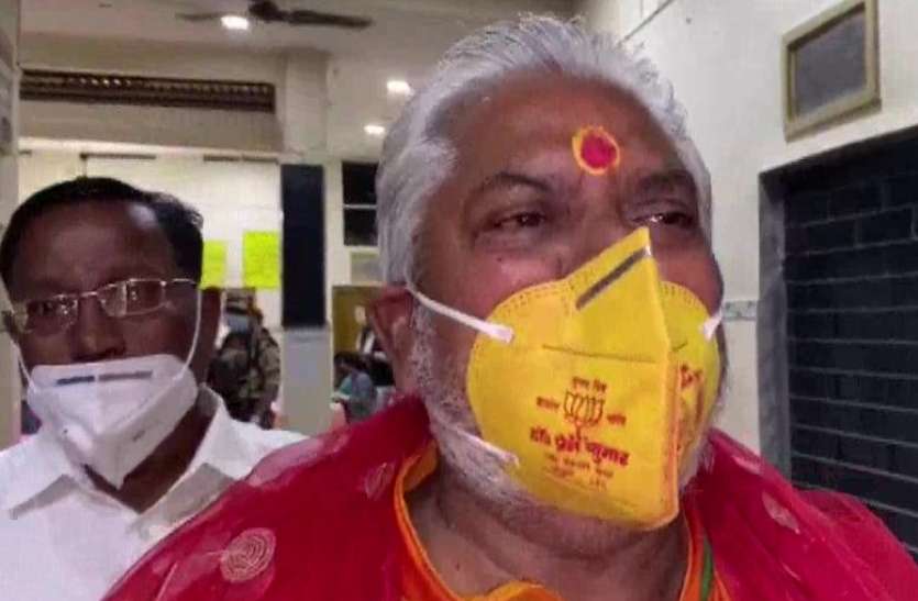 BJP leader Prem Kumar Bihar Assembly Polls: बीजेपी मंत्री प्रेम कुमार पर दर्ज होगी FIR, जानें क्या कर बैठे गलती