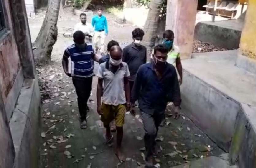 पारिवारिक विवाद सुलझाने गए तूणमूल नेता पर धारदार हथियार से हमला पारिवारिक विवाद सुलझाने गए तूणमूल नेता पर धारदार हथियार से हमला