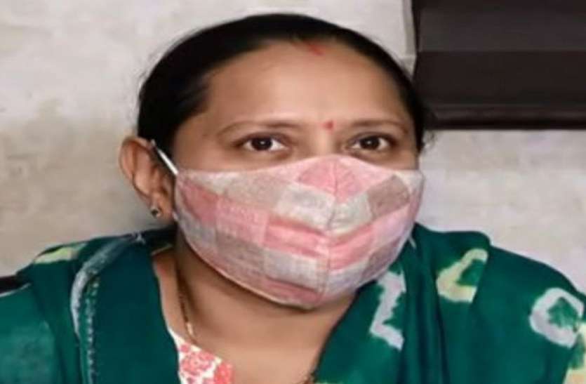 25 हजार की सरकारी सहायता में महिलाओं के नाम पर फर्जी लोन उठाया ! 25 हजार की सरकारी सहायता में महिलाओं के नाम पर फर्जी लोन उठाया !