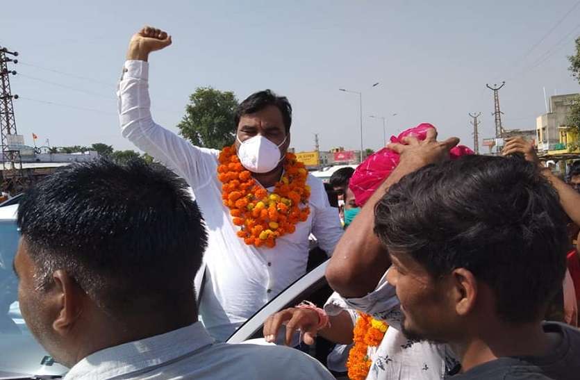 दूसरा स्थापना दिवस मना रही RLP, कार्यकर्ताओं का उत्साह चरम पर दूसरा स्थापना दिवस मना रही RLP, कार्यकर्ताओं का उत्साह चरम पर