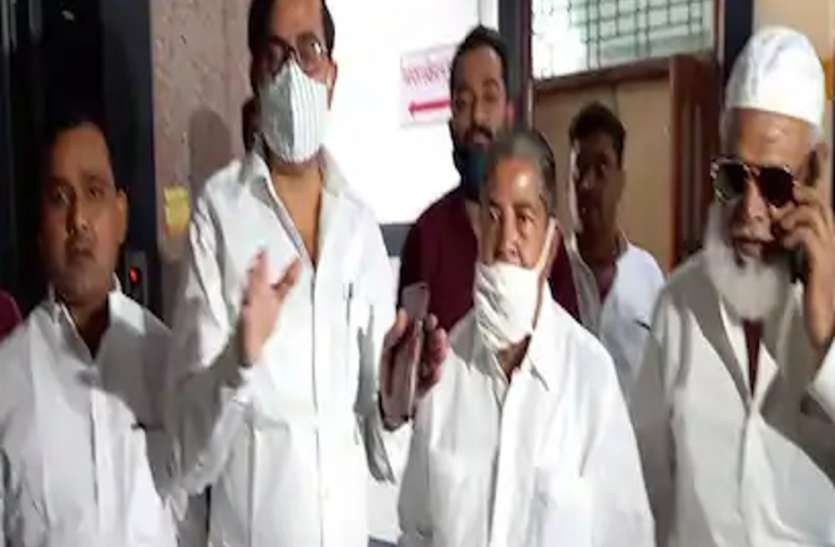 UP Top News : बसपा निलंबित बागी विधायकों ने कहा, शुक्रिया बहनजी UP Top News : बसपा निलंबित बागी विधायकों ने कहा, शुक्रिया बहनजी