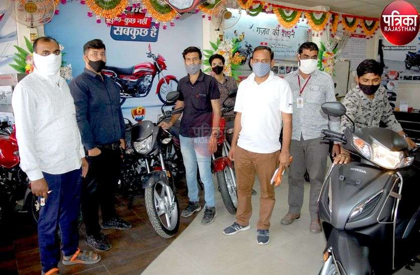 नवरात्र की खुशी के बाद धनत्रयोदशी को बरसेगी ‘लक्ष्मी’ नवरात्र की खुशी के बाद धनत्रयोदशी को बरसेगी ‘लक्ष्मी’