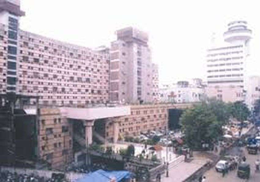 SURAT KAPDA MANDI: सूरत कपड़ा मंडी से पार्सल ढुलाई करें पश्चिम रेलवे