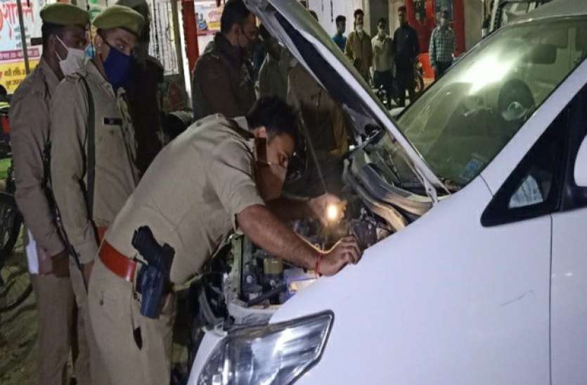meerut-1.jpg मेरठ के कबाड़ी बाजार में पुलिस का छापा, तीन लग्जरी गाड़ी बरामद
