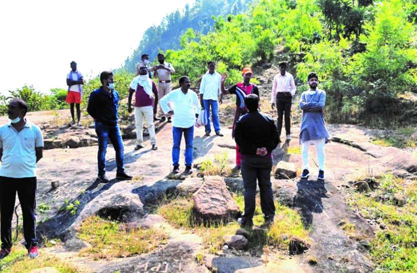 पिलखा पहाड़ को मिनी सफारी के रूप में किया जाएगा विकसित, बनाई जा रही है कार्ययोजना पिलखा पहाड़ को मिनी सफारी के रूप में किया जाएगा विकसित, बनाई जा रही है कार्ययोजना