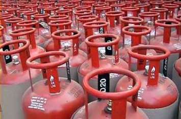 Govt giving earning opportunity through LPG, 1 lakh centers will open Govt giving earning opportunity through LPG, 1 lakh centers will open