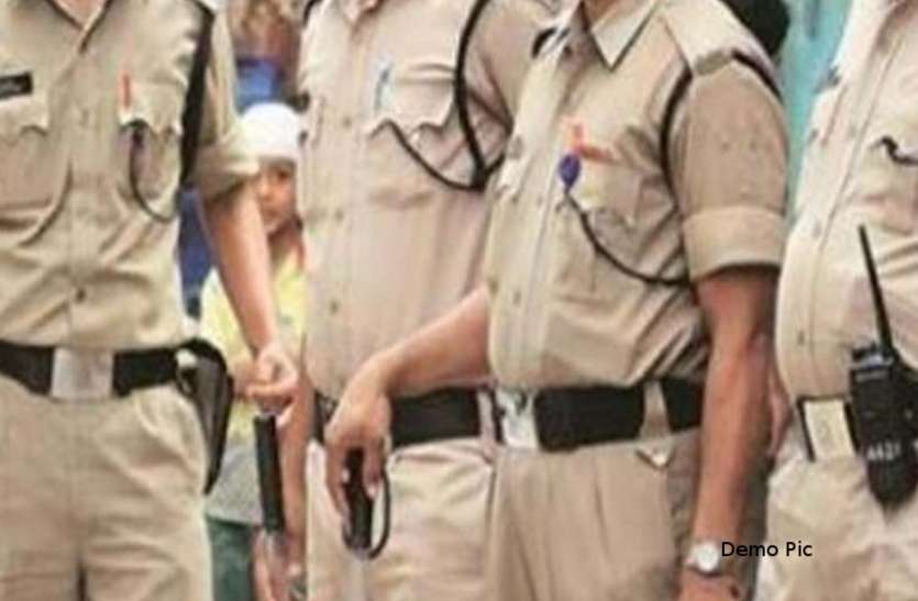 chhattisgarh.jpg गुंडा, बदमाश व चाकूबाजी करने वालों के खिलाफ पुलिस की चली रात भर कार्रवाई, समझाइश के बाद छोड़ा