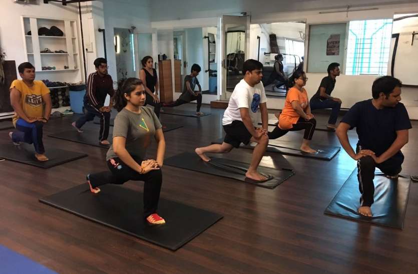 सर्दी में खुली जगहों पर नहीं, इंडोर व्यायाम करना है सही सर्दी में खुली जगहों पर नहीं, इंडोर व्यायाम करना है सही