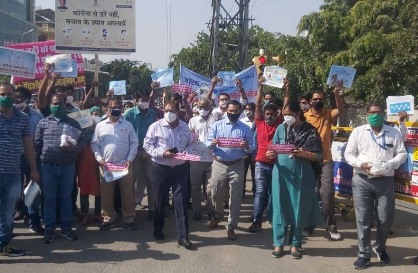 पहल: 'मास्क नहीं तो सामान नहीं' पहल: 'मास्क नहीं तो सामान नहीं'