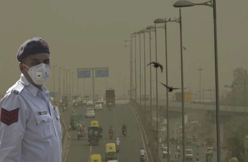 Air condition slightly improves in parts of Delhi. As per CPCB data दिल्ली के लिए बारिश बनी वरदान, कम हुआ पॉल्यूशन लेवल