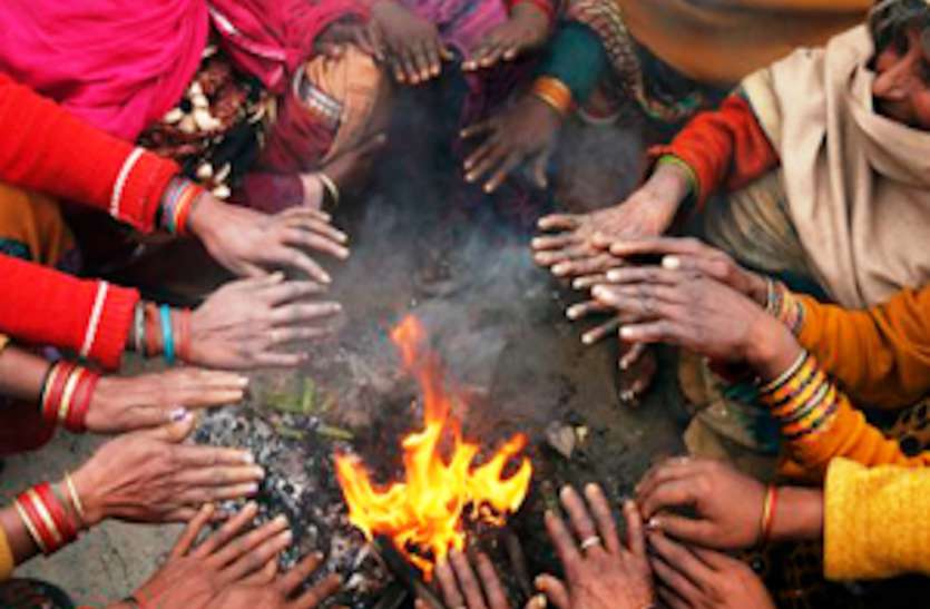 इस बार ज्यादा सितम ढहाएगा सर्दी का मौसम, पहाडों पर बर्फबारी से बढ़ेगी ठंड इस बार ज्यादा सितम ढहाएगा सर्दी का मौसम, पहाडों पर बर्फबारी से बढ़ेगी ठंड