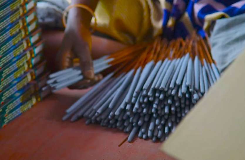 Sivakasi loss of Rs 800 cr in 2020 due to ban on firecracker in Diwali दिवाली पटाखों पर प्रतिबंध से शिवकाशी को नया झटका, 2020 में 800 करोड़ रुपए का नुकसान