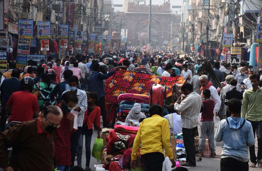 दीपोत्सव शुरू, बाजारों में उमड़े खरीदार दीपोत्सव शुरू, बाजारों में उमड़े खरीदार
