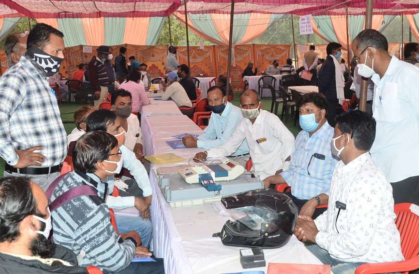 नाम वापसी के बाद तस्वीर साफ, 288 प्रत्याशी मैदान में नाम वापसी के बाद तस्वीर साफ, 288 प्रत्याशी मैदान में