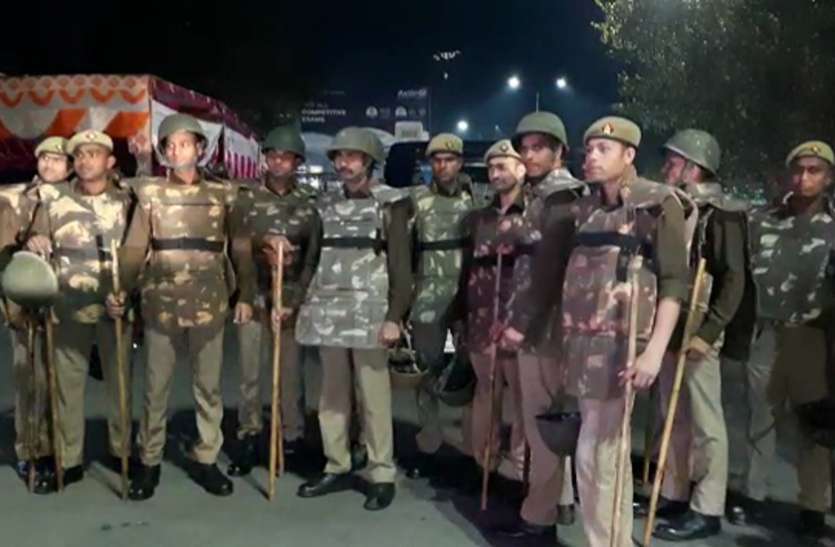meerut.jpg दिवाली पर बड़ी गड़बड़ी की आशंका, इन अतिसंवेदनशील जिलों में पीएसी की अतिरिक्त कंपनियां तैनात