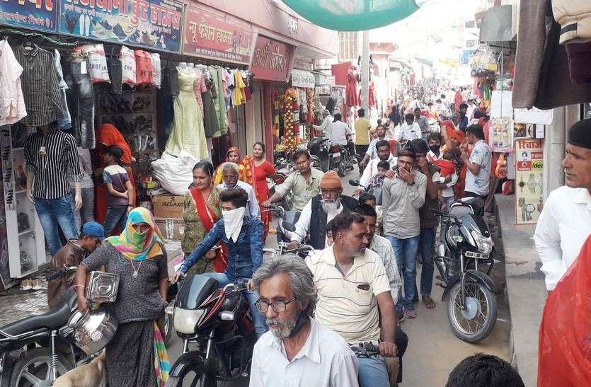 दिपावली आज, सजे बाजार दिपावली आज, सजे बाजार