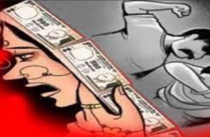 crime_1.jpg दहेज के लिए विवाहिता की डंडे से पिटाई सिर में चोट लगने से मौत