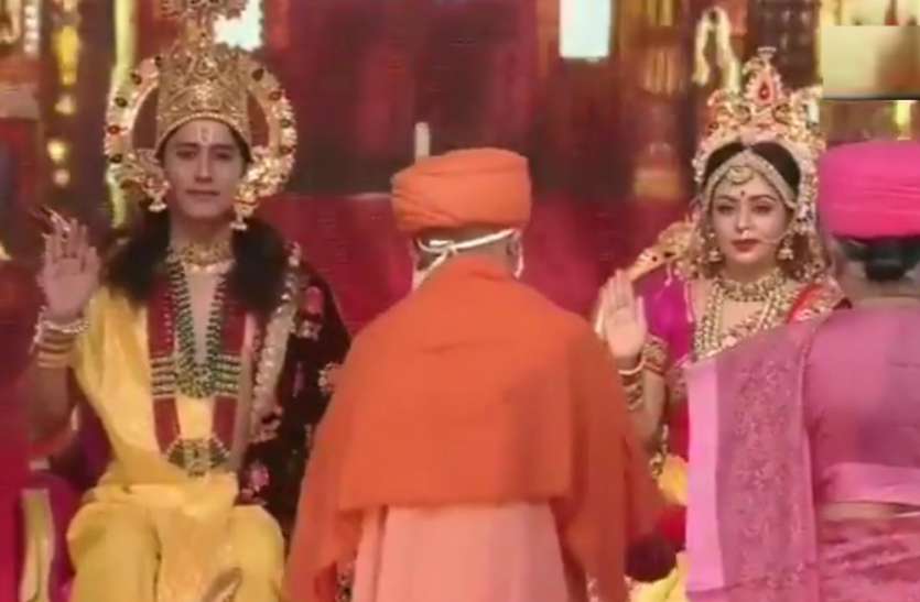 Deepotsav 2020 Deepotsav का हुआ शुभारंभ, 500 वर्षों बाद रामजन्मभूमि परिसर में सीएम योगी ने जलाया दिया