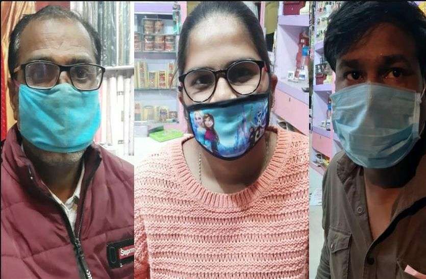 गेट सेफ गो: व्यापारी ग्राहकों को समझा रहे कोरोना की गंभीरता गेट सेफ गो: व्यापारी ग्राहकों को समझा रहे कोरोना की गंभीरता