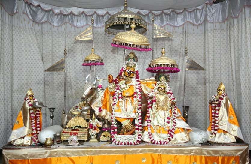 जल्द खत्म होगा इंतजार, जानें, शहर के आराध्य कब देंगे भक्तों को दर्शन जल्द खत्म होगा इंतजार, जानें, शहर के आराध्य कब देंगे भक्तों को दर्शन