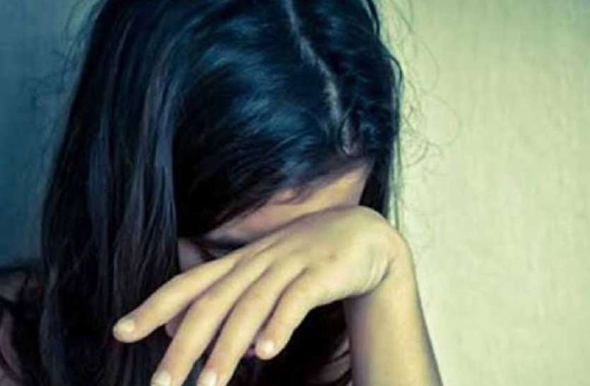 rape.jpg नाबालिग का अपहरण करके दुष्कर्म करने वाले तीन आरोपियों को आजीवन कारावास का दंड