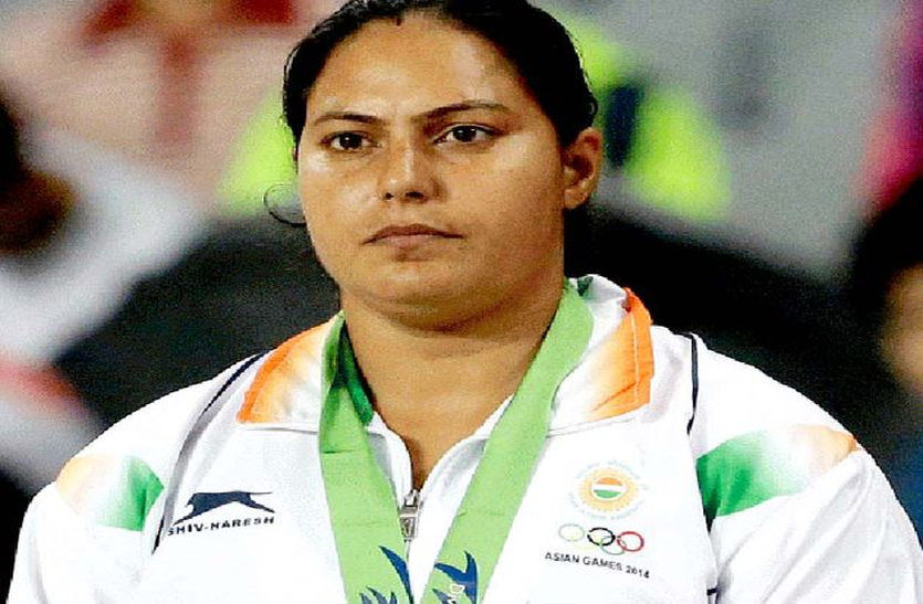आयकर इंस्पेक्टर को डीएसपी पद पर नियुक्ति नहीं देने पर मांगा जवाब आयकर इंस्पेक्टर को डीएसपी पद पर नियुक्ति नहीं देने पर मांगा जवाब