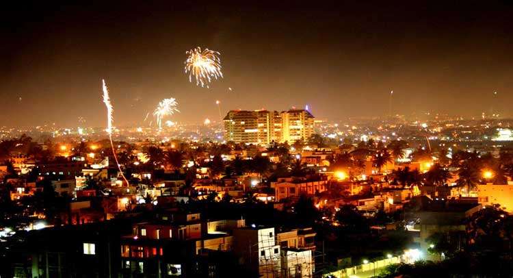 11_06_364016852diwali-image-1476950714-ll.jpg