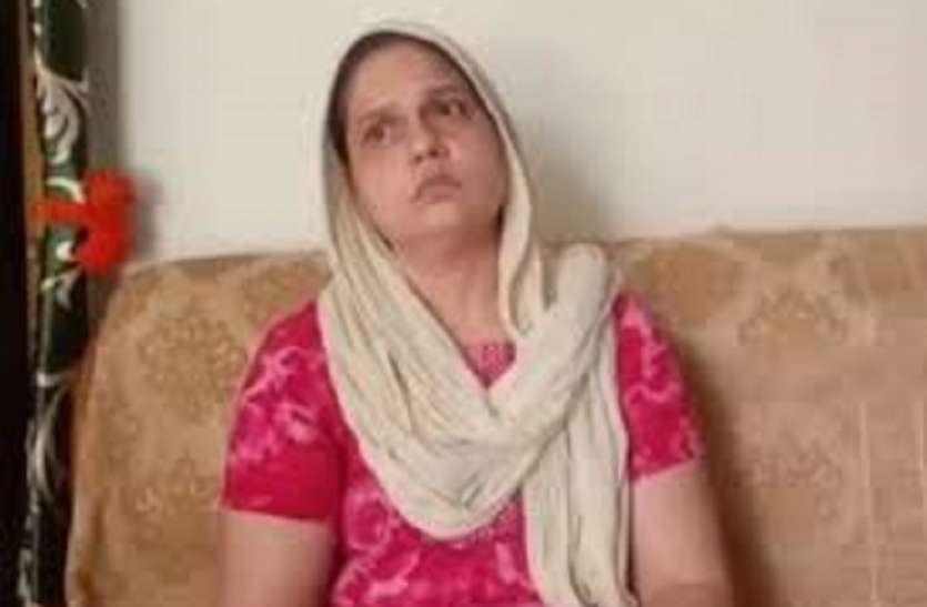 एसआईटी की जांच में हैरान करने वाला खुलासा, विकास दुबे की पत्नी के खिलाफ दर्ज होगा मुकदमा एसआईटी की जांच में हैरान करने वाला खुलासा, विकास दुबे की पत्नी के खिलाफ दर्ज होगा मुकदमा