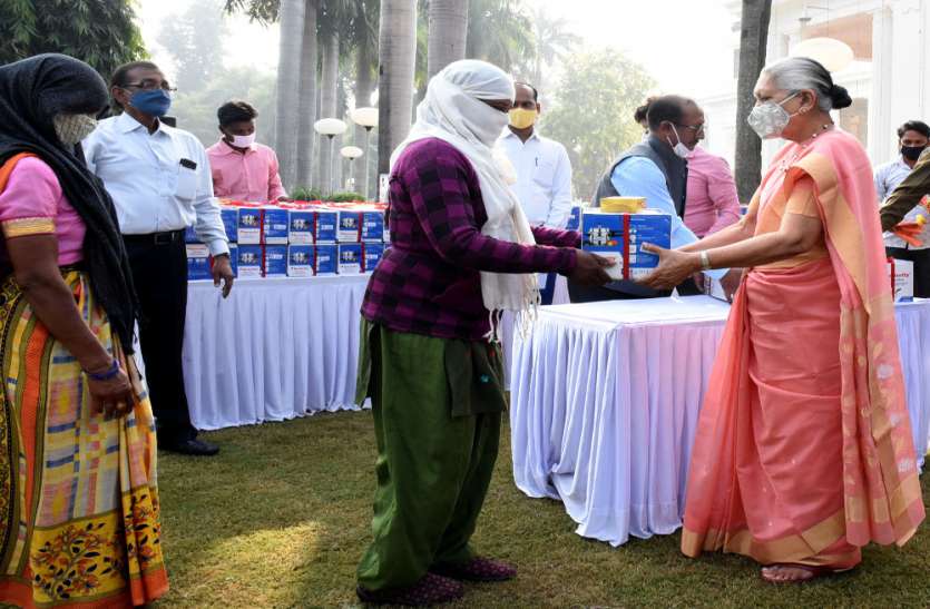 आज के दिन कोई अच्छा कार्य करने का संकल्प लें - राज्यपाल आज के दिन कोई अच्छा कार्य करने का संकल्प लें - राज्यपाल