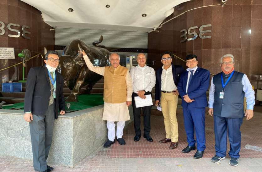 Municipal bond, Municipal bond 2020 , Lucknow Municipal Corporation, bumper subscription in bond issue,4.5 times bumper, Prime Minister Narendra Modi दिवाली धमाका : लखनऊ नगर निगम को बॉन्ड इश्यू में 4.5 गुना का बम्पर सब्सक्रिप्शन