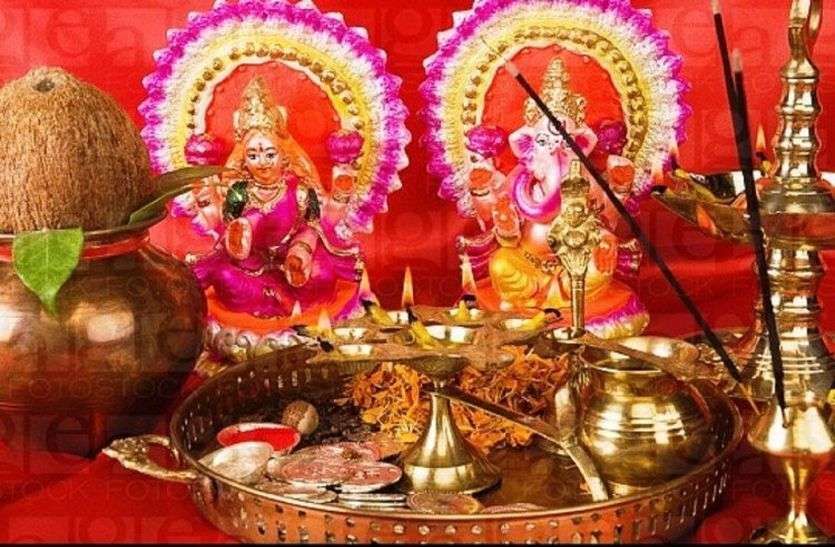 diwali pujan in ajmer Diwali celebration: दीपोत्सव की रोशनी से जगमगाए घर-आंगन