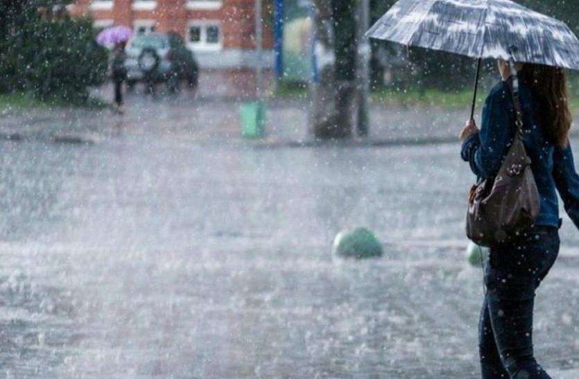 photo6120507609061632243_4792747_835x547-m.jpg Weather Update: झमाझम बारिश से यूपी के इन शहरों बढ़ी ठंड, जानिये अपने शहर का हाल