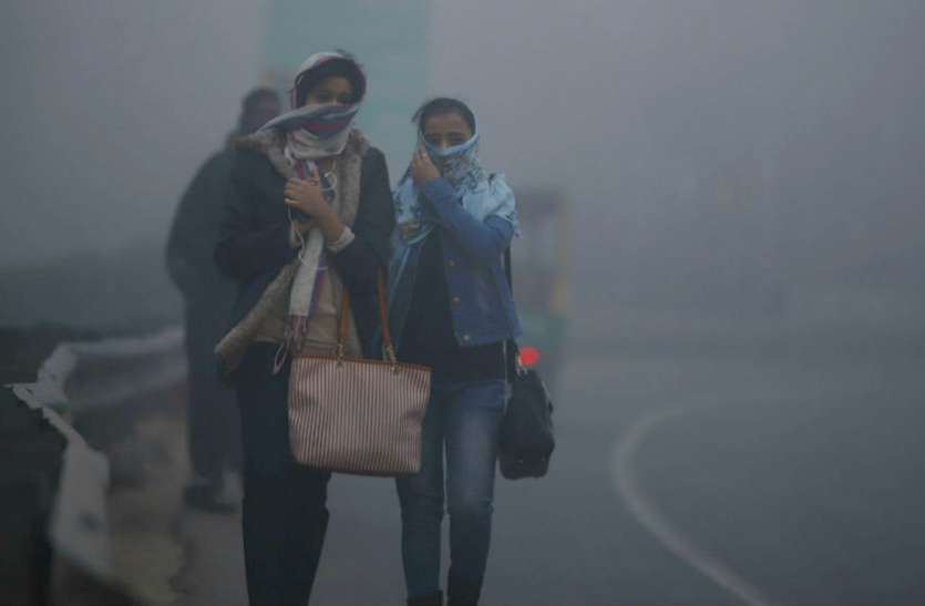 cold-waves.jpg Weather Alert: हाड़ कंपाने वाली ठंड के लिए रहें तैयार, तीन से चार डिग्री तक जाएगा पारा