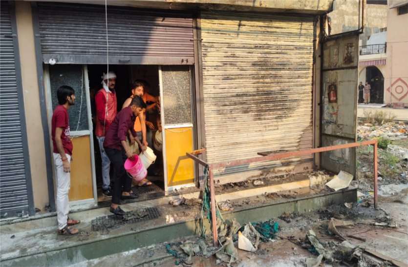 Not enough resources to extinguish fire in private hospitals निजी अस्पतालों में नहीं आग बुझाने के पर्याप्त संसाधन, अन्य संसाधनों के भरोसे रहते हैं संचालक