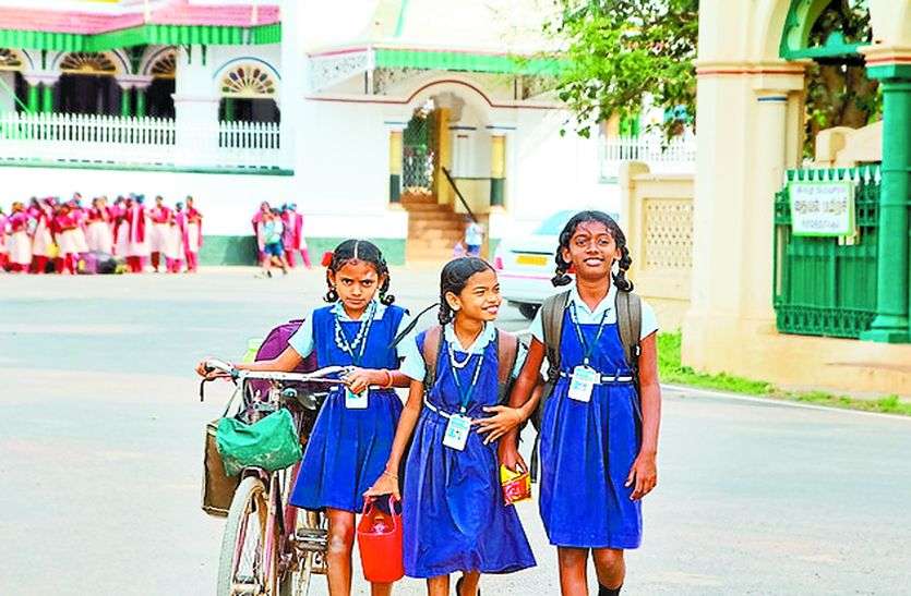 कोरोना इफेक्ट : 2 करोड़ लड़कियां नहीं लौट सकेंगी स्कूल कोरोना इफेक्ट : 2 करोड़ लड़कियां नहीं लौट सकेंगी स्कूल