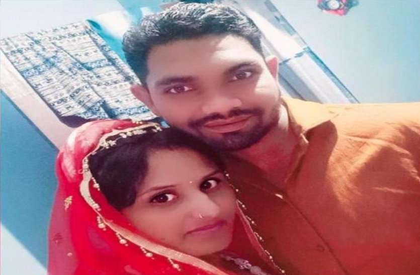 दुर्ग: डॉक्टर की नर्स पत्नी ने बिल्डिंग के आठवीं मंजिल से कूदकर दी जान, एक महीने पहले हुई थी लव मैरिज दुर्ग: डॉक्टर की नर्स पत्नी ने बिल्डिंग के आठवीं मंजिल से कूदकर दी जान, एक महीने पहले हुई थी लव मैरिज