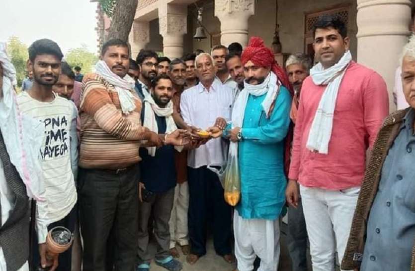 राजस्थान: गुर्जरों के बाद जाट समाज हुंकार भरने को तैयार, कल महापंचायत में बनेगी रणनीति राजस्थान: गुर्जरों के बाद जाट समाज हुंकार भरने को तैयार, कल महापंचायत- बनेगी रणनीति