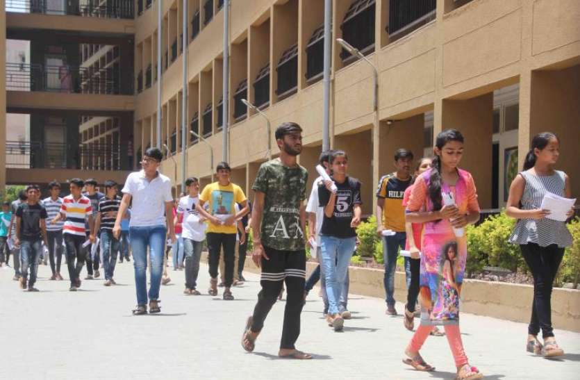 UP universities, colleges to reopen from November 23 UP में 23 नवंबर से खुलेंगे कॉलेज और विश्वविद्यालय, कोरोना प्रोटोकॉल का पालन करना जरूरी