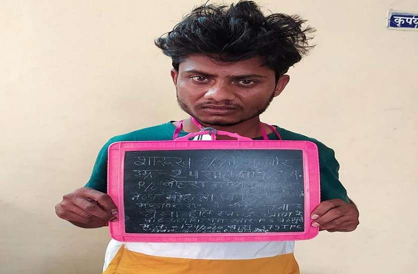 चोरी की बाइक लेकर घूम रहा वाहन चोर गिरफ्तार चोरी की बाइक लेकर घूम रहा वाहन चोर गिरफ्तार