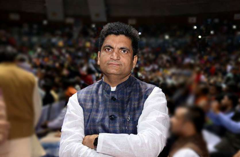 thakur anup singh पत्नी ने ही दे दी भाजपा नेता की हत्या की सुपारी, हत्या के लिये निकल चुके थे किलर, ऐसे बची जान