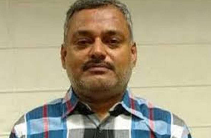 बिकरू कांड: एसआईटी जांच में 40 पुलिस कर्मियों पर कार्रवाई तय, इनके नाम हैं शामिल बिकरू कांड: एसआईटी जांच में 40 पुलिस कर्मियों पर कार्रवाई तय, इनके नाम हैं शामिल
