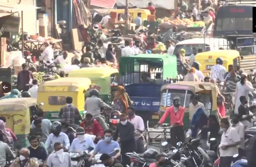 ahmedabad Gujrat : अहमदाबाद में आज रात से कर्फ्यू पर होगा अमल, केवल दूध और दवा की दुकानें खुलेंगी