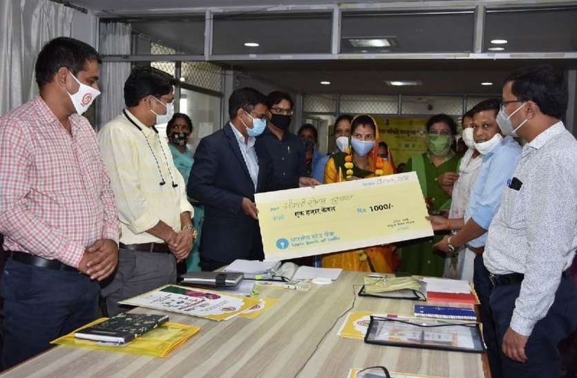 गर्भवती महिलाओं, धात्री माताओं के साथ ही बच्चों के समुचित पोषणको मिलेगा बढ़ावा- सीएम गहलोत गर्भवती महिलाओं, धात्री माताओं के साथ ही बच्चों के समुचित पोषणको मिलेगा बढ़ावा- सीएम गहलोत